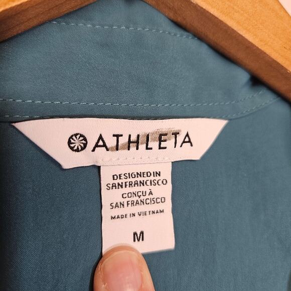 ATHLETA Levitate Poplin Tank Button down Borealis Green #798899 - Picture 3 of 8